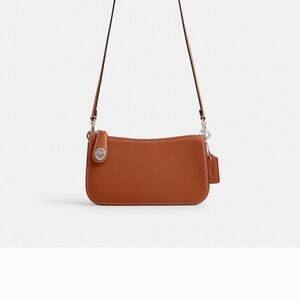 NWOT Coach Penn Leather Shoulder Bag